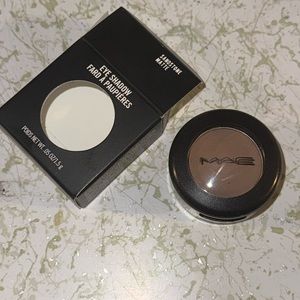 MAC eye shadow